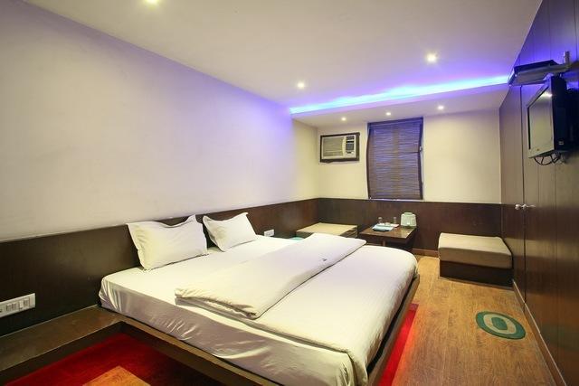 Hotel Varanasi Palace Exterior photo
